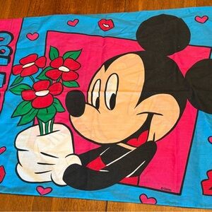 One Vintage Disney Mickey & Minnie Mouse I LOVE YOU Hearts Kisses Pillowcase